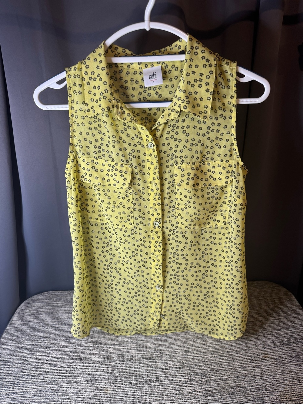 CAbi Yellow Sleeveless Button-Front Floral Camisole